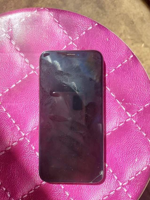 iPhone X  - 1 - iPhones  on Aster Vender