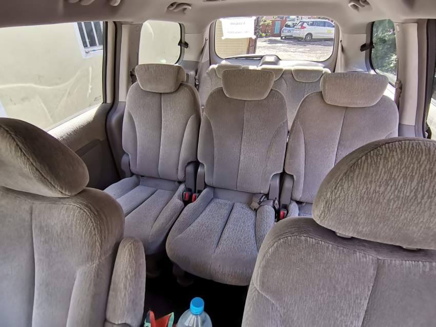 Kia carnival 2009 - 7 - Family Cars  on Aster Vender