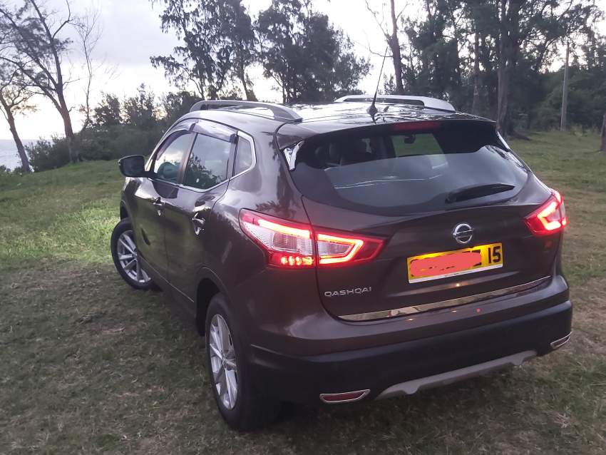 Qashqai 2015 urgent Sale - 1 - SUV Cars  on Aster Vender