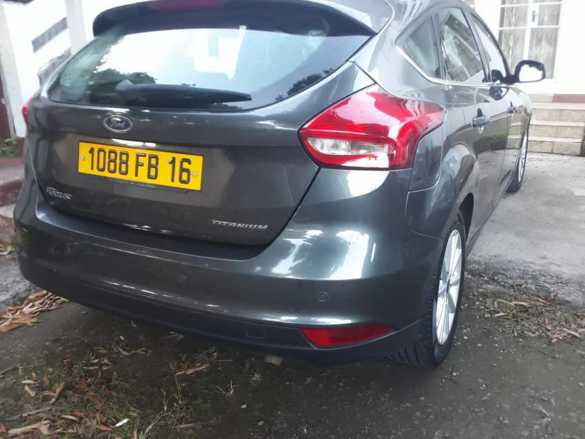 Ford Focus Titanium - 2 - Compact cars  on Aster Vender