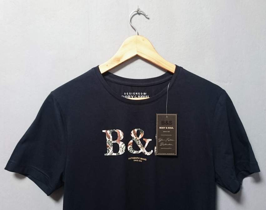 T-SHIRT - BODY & SOUL - SIZE S - 2 - T shirts (Men)  on Aster Vender
