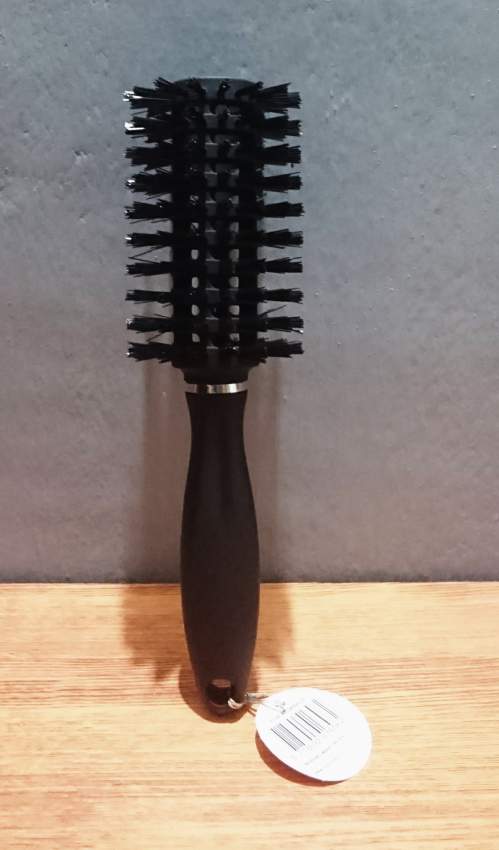 ROUND BRUSHES - FASHION PROFESSIONAL - 4 - Other Hair Care Tools  on Aster Vender