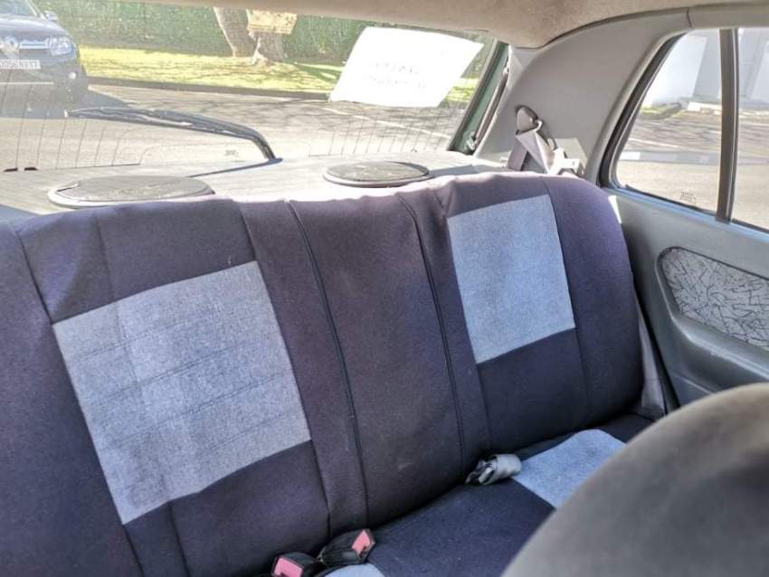 Renault Clio  - 3 - Compact cars  on Aster Vender