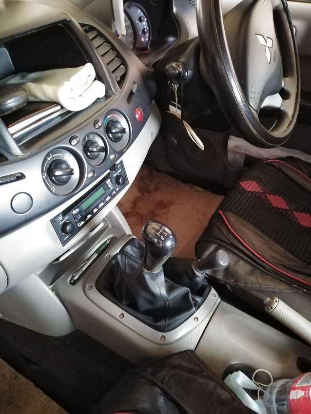 Mitsubishi L200 Sportero 4x4 - 3 - Pickup trucks (4x4 & 4x2)  on Aster Vender