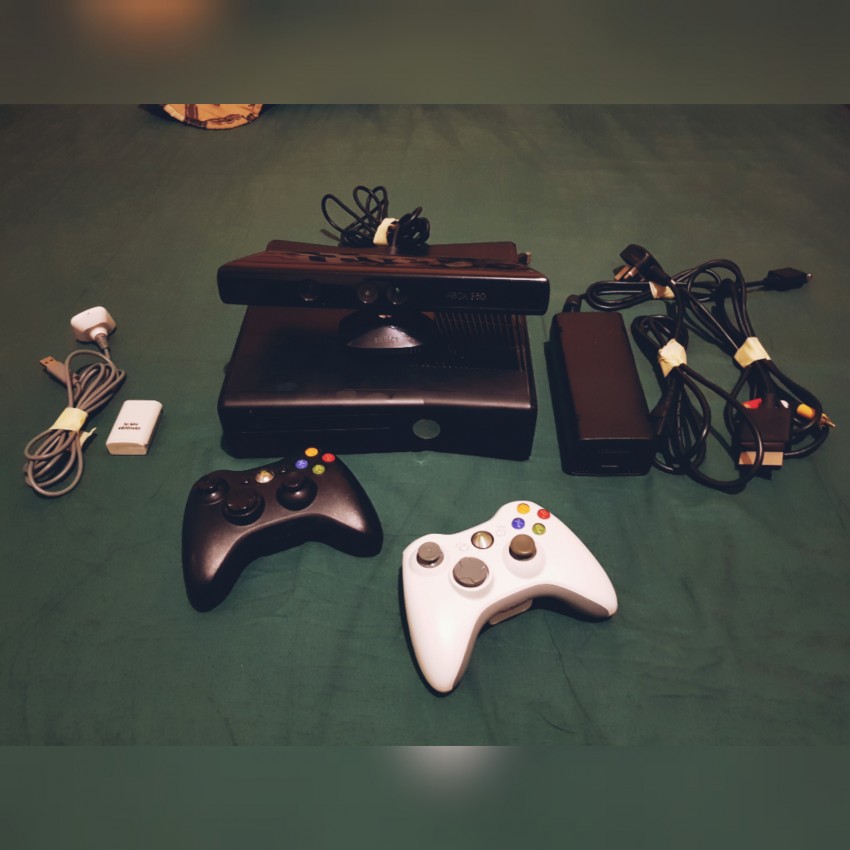 xbox 360 console+2 controller+kinect+17 originals game - 0 - PS4, PC, Xbox, PSP Games  on Aster Vender
