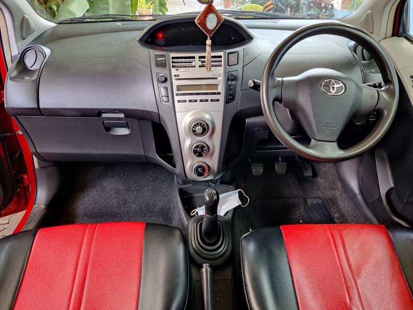 2007 Toyota Yaris - 1 - Compact cars  on Aster Vender