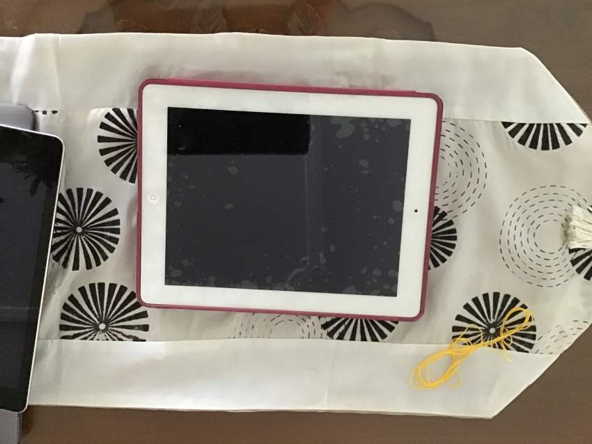 iPad  - 0 - Tablet  on Aster Vender