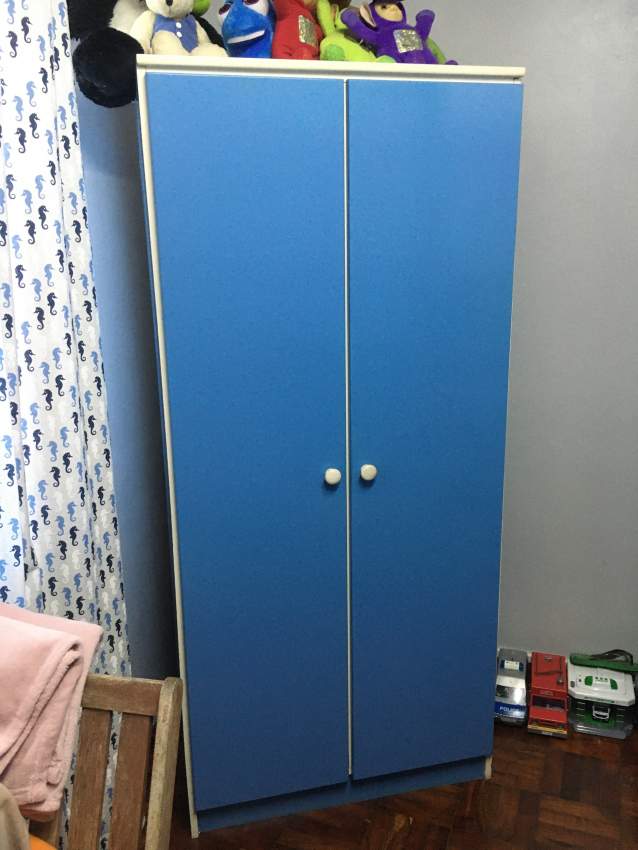 Armoire, lit superposé et commode  - 1 - Armoires & Dressers  on Aster Vender