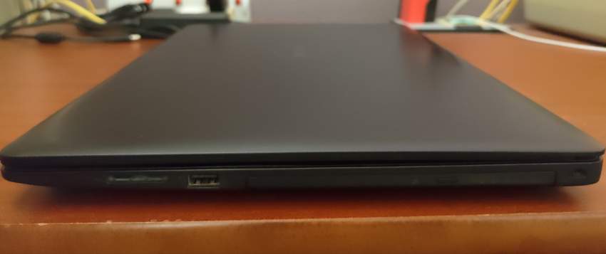 Dell Inspiron 5570 - 3 - Laptop  on Aster Vender