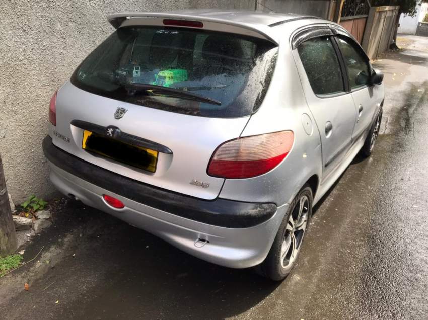 Peugeot 206 - 1 - Family Cars  on Aster Vender