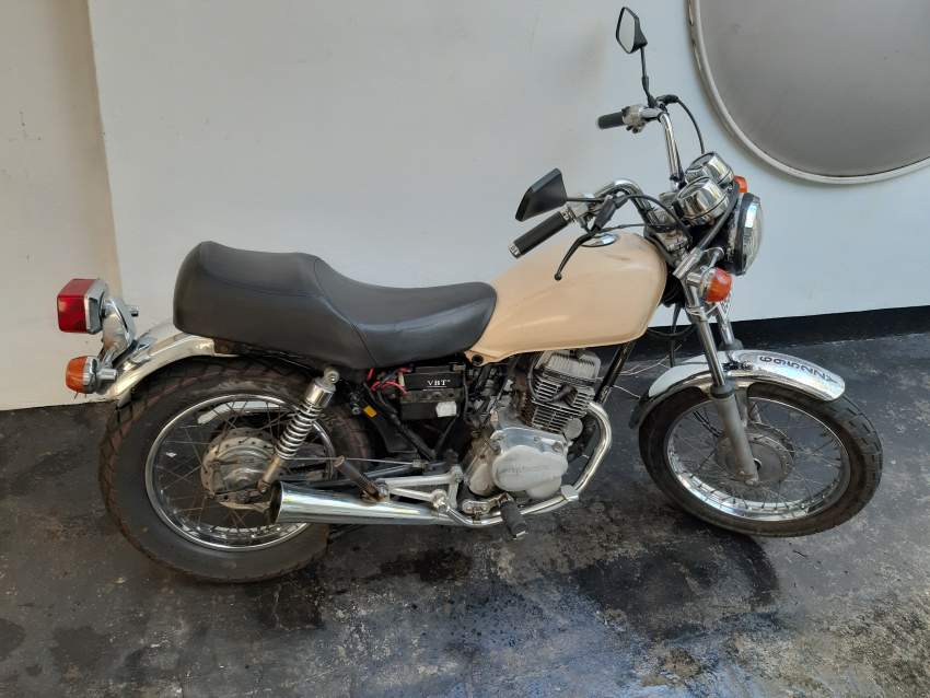 Honda CM 125 - 1 - Cruisers & Choppers  on Aster Vender