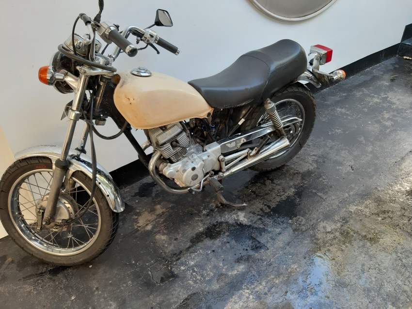 Honda CM 125 - 3 - Cruisers & Choppers  on Aster Vender