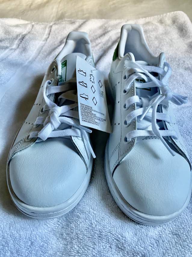 Original Adidas Stan Smith size 38 - 1 - Others  on Aster Vender