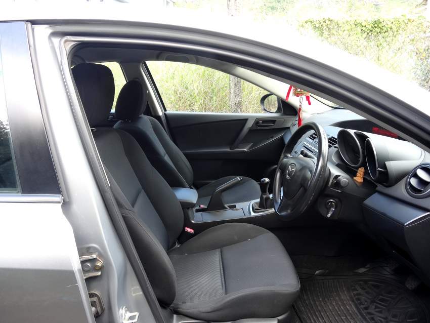 Mazda 3 Japan - 3 - Family Cars  on Aster Vender