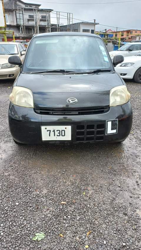Daihatsu Esse YR 10  - 2 - Compact cars  on Aster Vender
