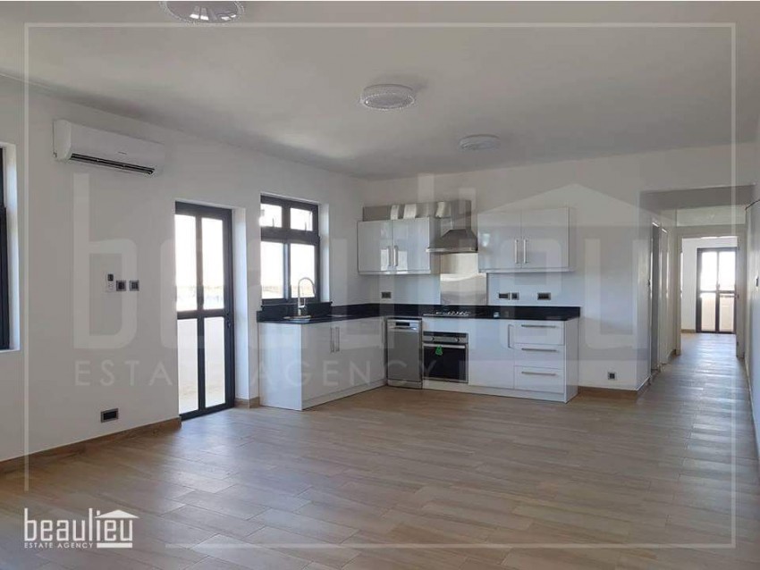 *For Sale - Penthouse in Flic en Flacq* - 3 - Land  on Aster Vender