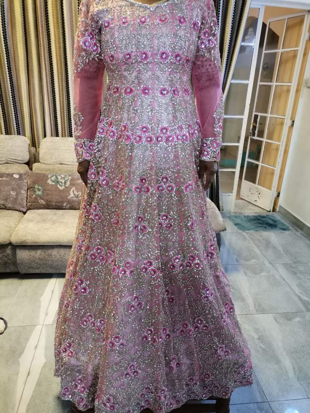 Bridal dress  - 4 - Wedding clothes  on Aster Vender