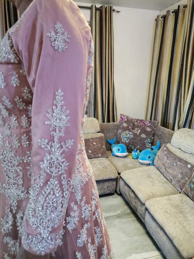 Used bridal dress - 2 - Wedding clothes  on Aster Vender