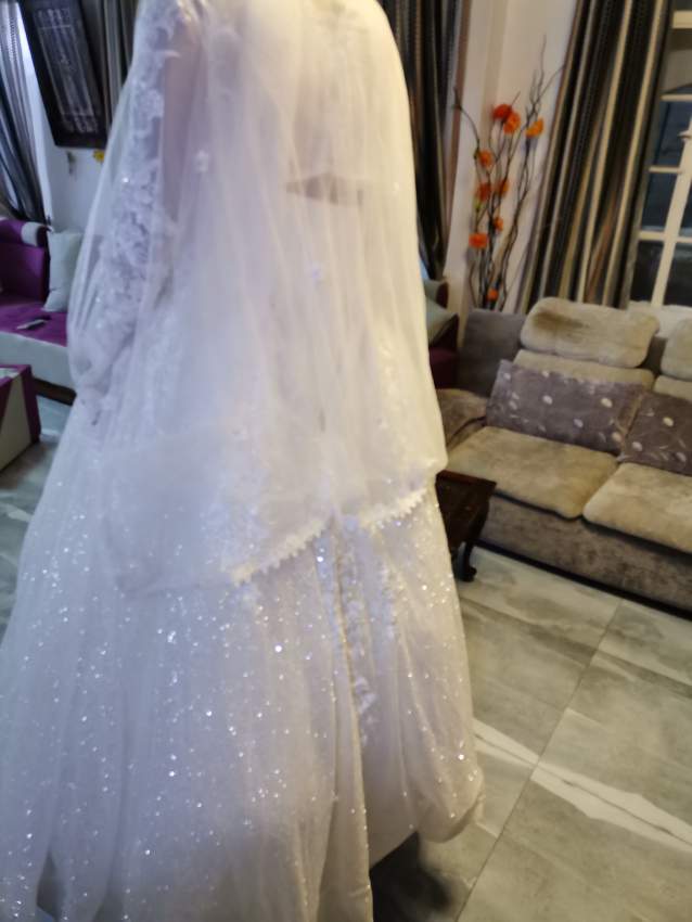 Used bridal dress - 0 - Wedding clothes  on Aster Vender