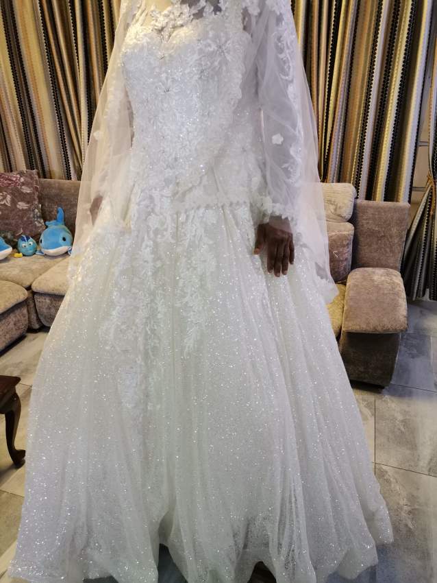 Used bridal dress - 3 - Wedding clothes  on Aster Vender