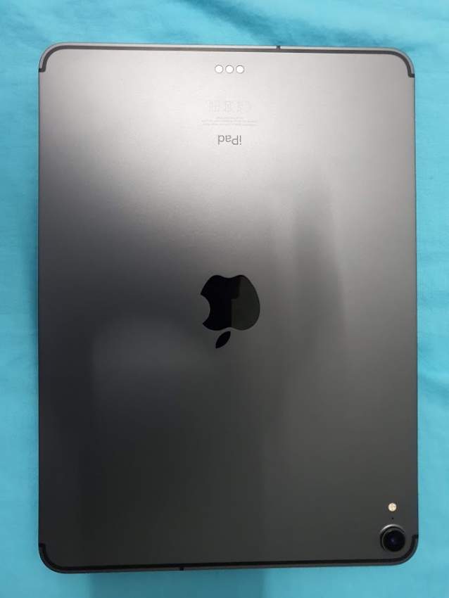 ipad pro 11 256gb WIFI + Cellular - 1 - Tablet  on Aster Vender