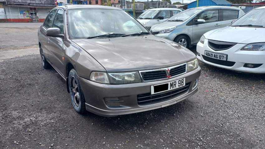 Mitsubishi Lancer Year 98 - 1 - Compact cars  on Aster Vender
