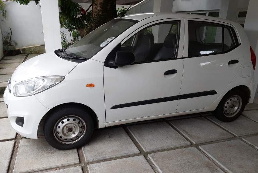 Hyundai  - 1 - Compact cars  on Aster Vender