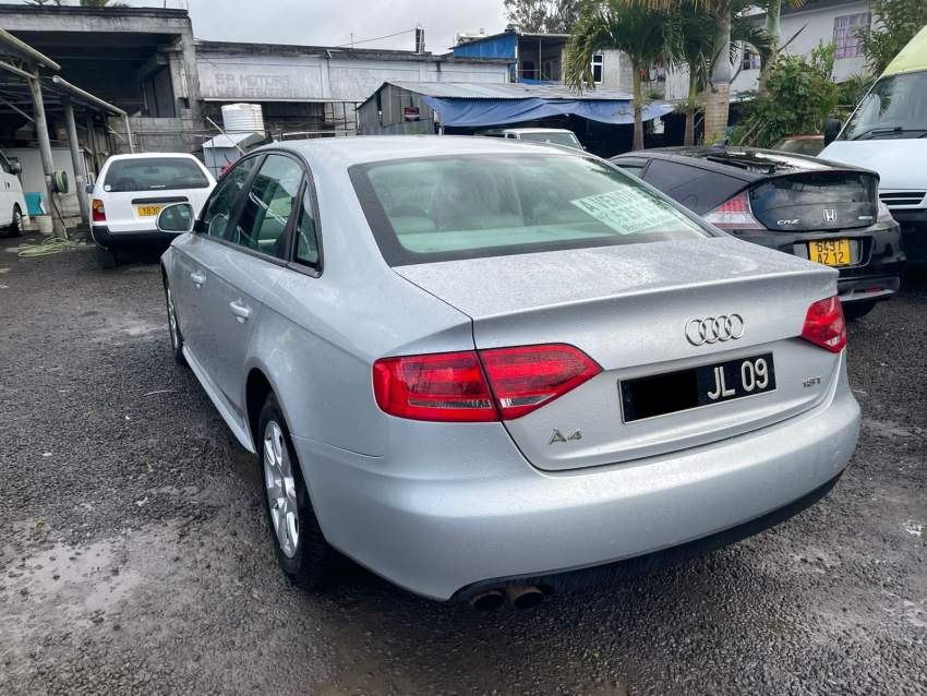 Audi A4 Year 09  - 4 - Luxury Cars  on Aster Vender