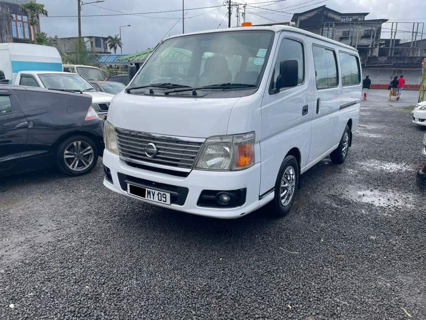 Nissan Urvan Year 09  - 1 - Cargo Van (Delivery Van)  on Aster Vender