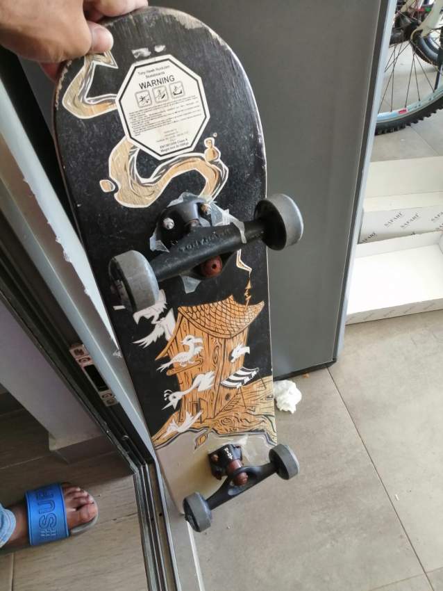 Skateboard - tony hawk - 1 - Roller skating  on Aster Vender