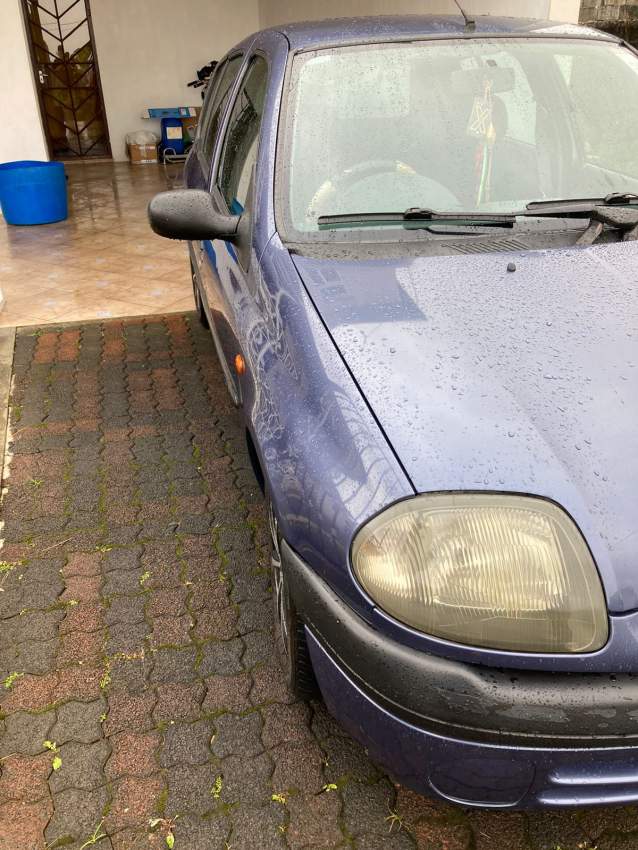 RENAULT CLIO - YEAR 2000 - Call 52536799 - 3 - Compact cars  on Aster Vender