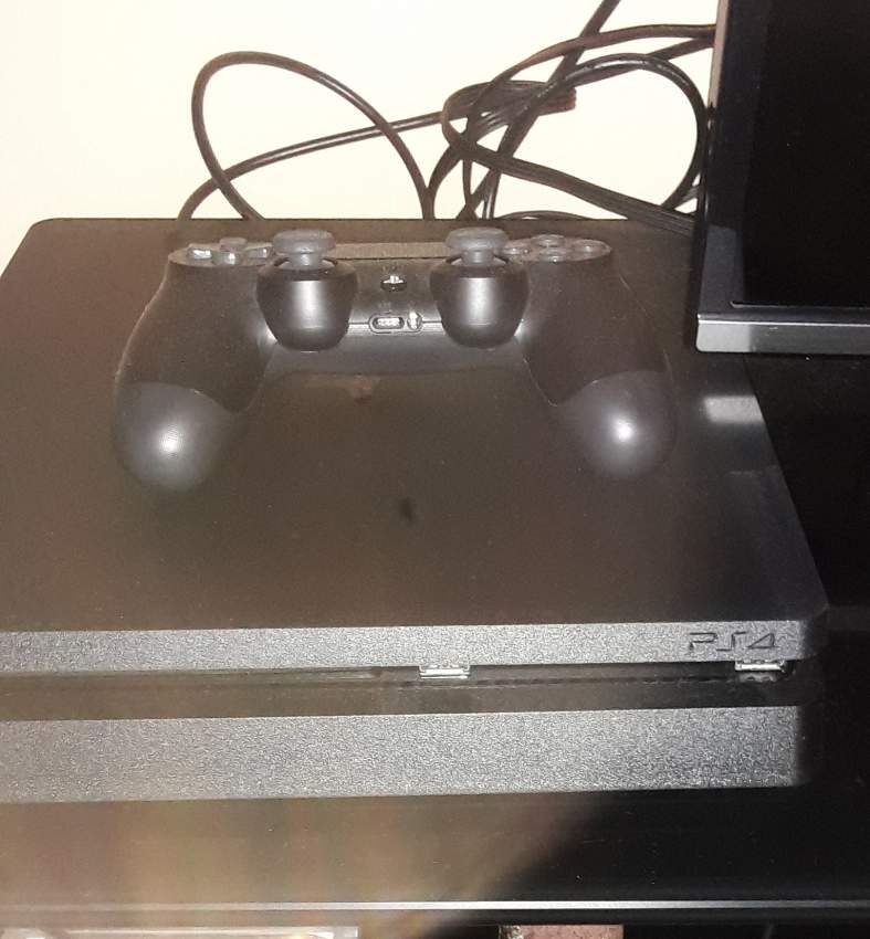 PS4 - 0 - Others  on Aster Vender