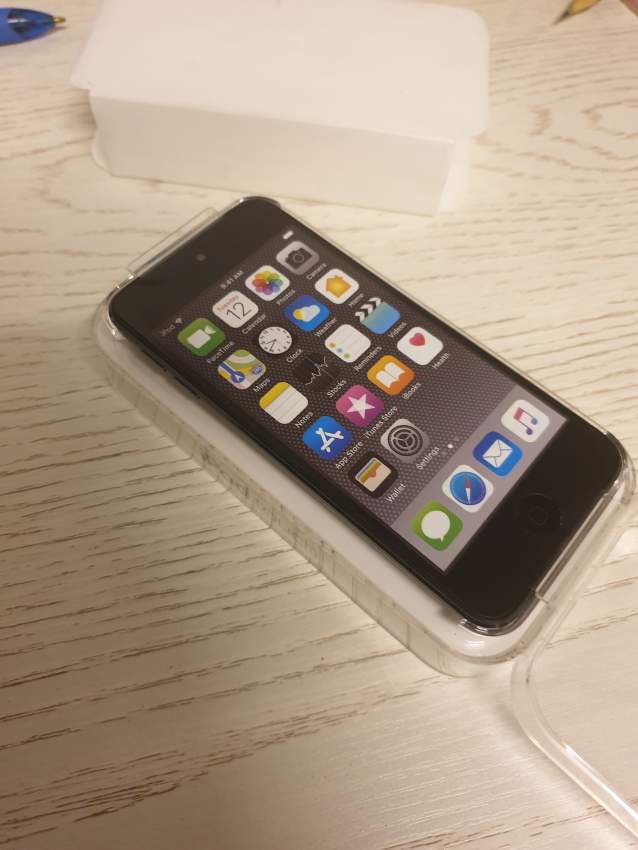 apple ipod touch 6 gen  - 3 - iPhones  on Aster Vender