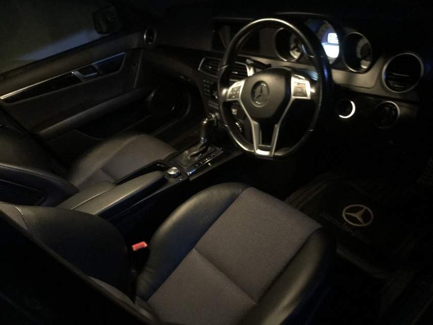 2012 Mercedes C180 AMG Pack - 4 - Luxury Cars  on Aster Vender