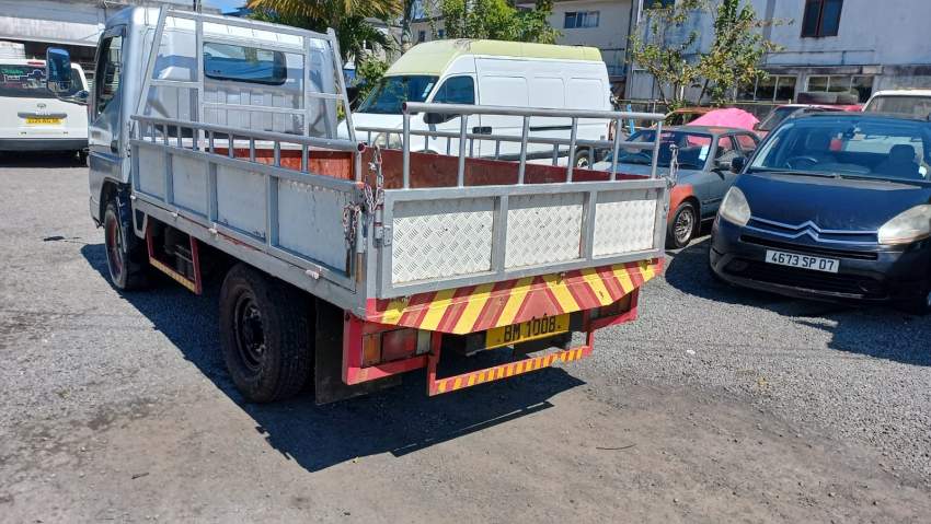 Mitsubishi Canter Year 90   - 1 - Small trucks (Camionette)  on Aster Vender