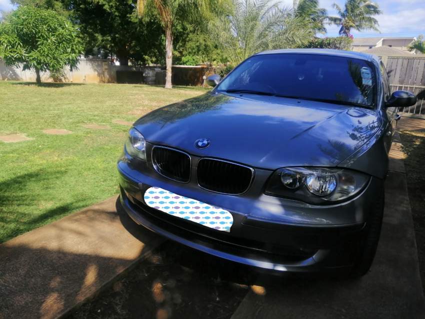 BMW 116i Yr 2009 - 1 - Luxury Cars  on Aster Vender