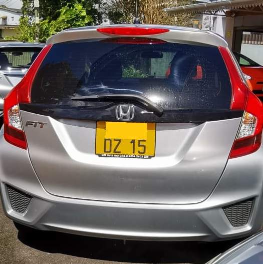 HONDA FIT  YR DZ 15 - 7 - Family Cars  on Aster Vender