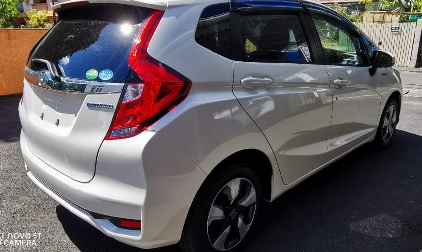 HONDA FIT HYBRID YR  2017  - 7 - Family Cars  on Aster Vender