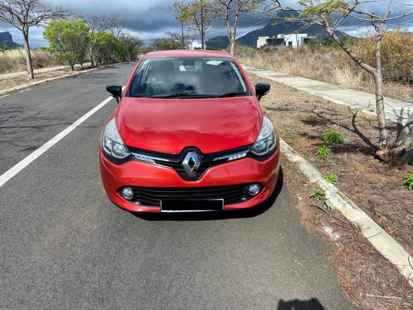 URGENT SALES : Renault Clio 1.2L Turbo Intens - 0 - Compact cars  on Aster Vender