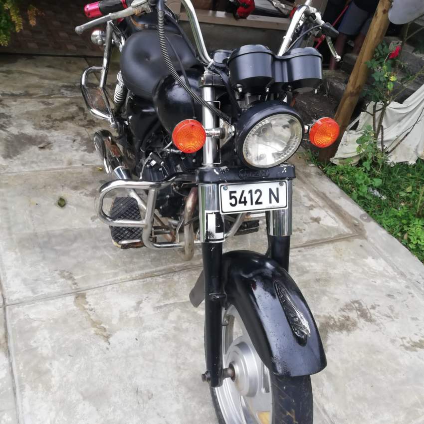 Lifan Motorcycle  - 1 - Roadsters  on Aster Vender