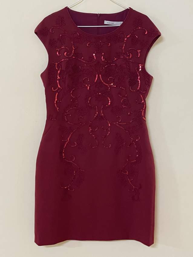 Evening/ party dress UK size 10-12, maroon with sparkly embroidery - 0 - Dresses (Women)  on Aster Vender