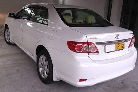 Sale - Toyota Corolla  - 2 - Family Cars  on Aster Vender