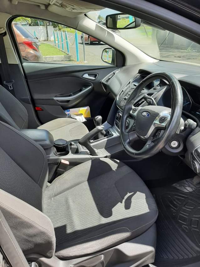 Ford Focus Titanium Sedan Yr 2013 Manual Transmission  - 4 - Family Cars  on Aster Vender