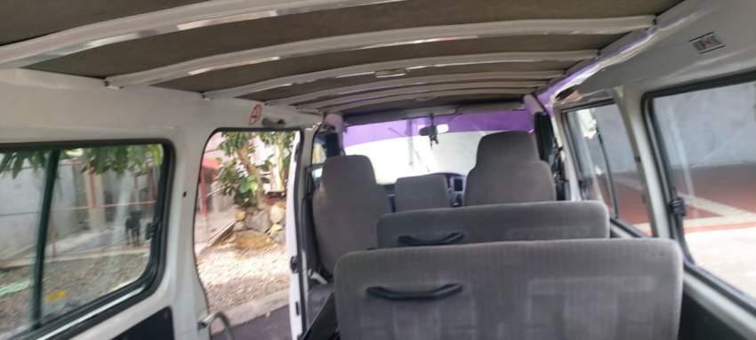 Van 15 places - 0 - Standard bus  on Aster Vender