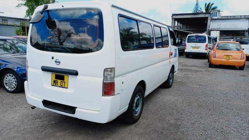 Nissan Urvan Year 07  - 3 - Passenger Van  on Aster Vender