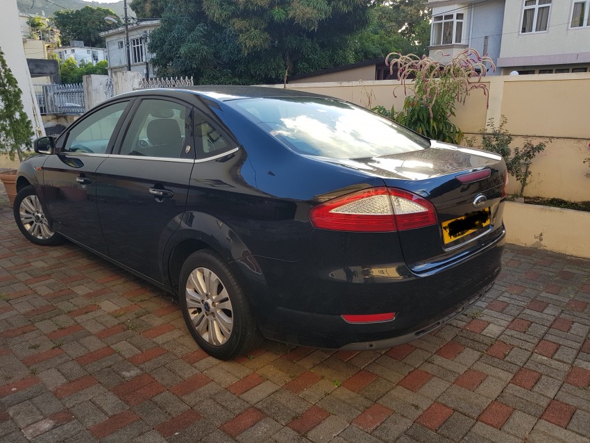 2009 Ford Mondeo 1600cc - 5 - Family Cars  on Aster Vender