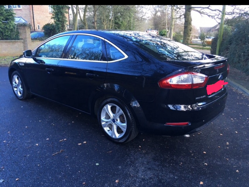 2009 Ford Mondeo 1600cc - 1 - Family Cars  on Aster Vender
