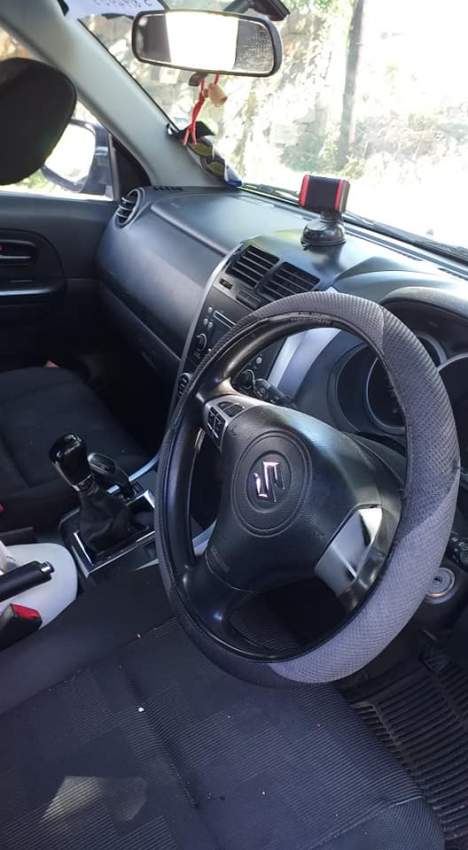 For sale Suzuki vitara - 3 - SUV Cars  on Aster Vender