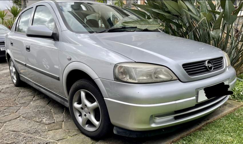 Opel astra 2002 - 1 - Family Cars  on Aster Vender