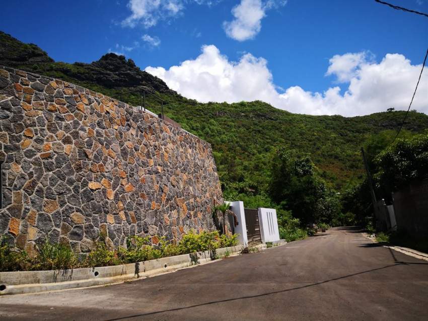 (Ref. MA7-001) Belle maison moderne à vendre à SORÈZE - 0 - House  on Aster Vender